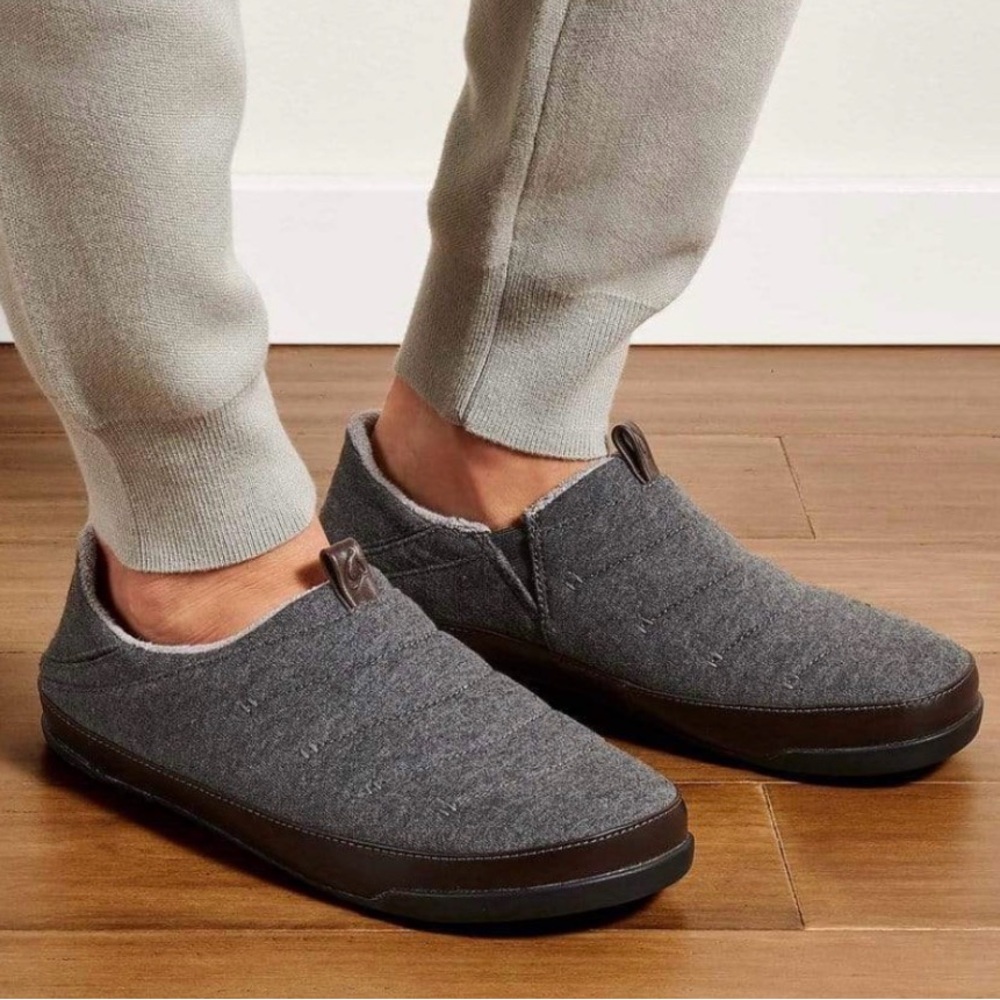 OluKai Men's  slipper Slip-On  Cozy Loafers in Gray — Casual Comfort
